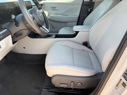 Used 2025 Hyundai Kona SEL AWD/4WD image 10