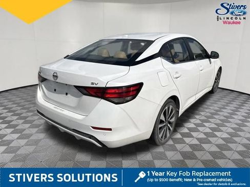 Used 2023 Nissan Sentra SV w/ SV Premium Package FWD image 6