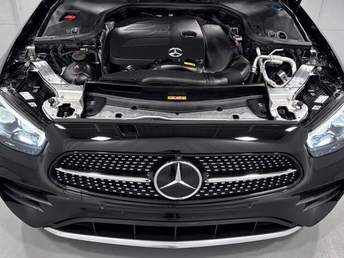 Used 2023 Mercedes-Benz E 350 4MATIC Sedan image 29