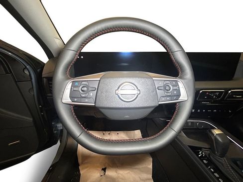 New 2026 Nissan Sentra SR w/ SR Premium Package FWD image 13