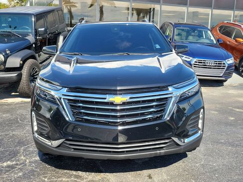 Used 2024 Chevrolet Equinox Premier FWD image 2