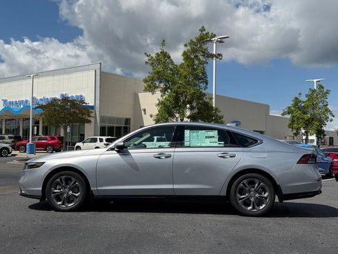 New 2026 Honda Accord EX-L image 5