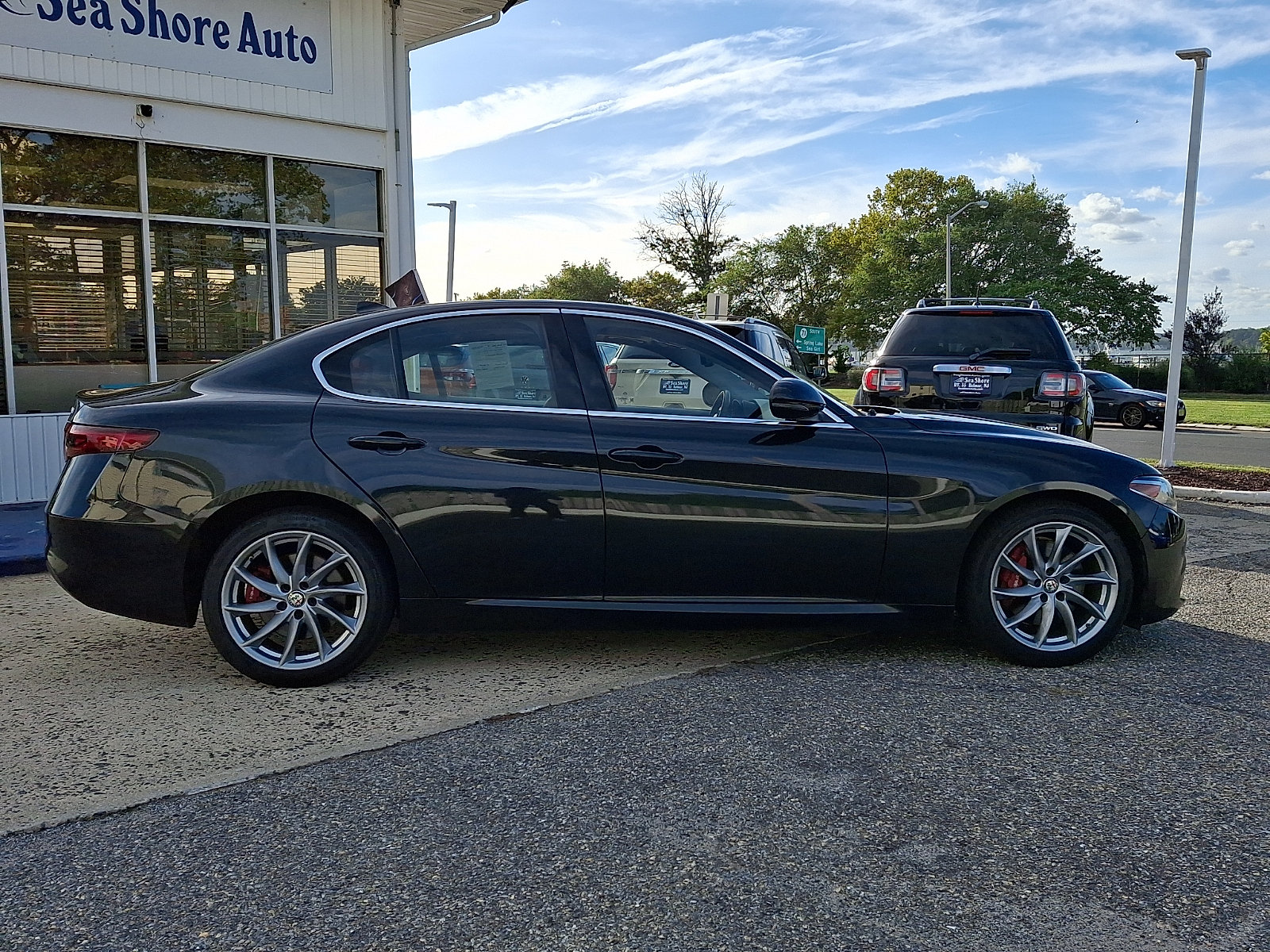 Used 2018 Alfa Romeo Giulia AWD image 7