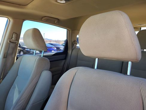 Used 2010 Honda CR-V EX image 16