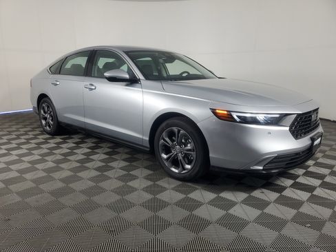 New 2026 Honda Accord EX-L image 2