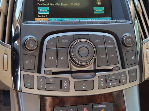 Used 2013 Buick LaCrosse Leather FWD image 23