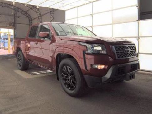 Used 2022 Nissan Frontier SV AWD/4WD image 1