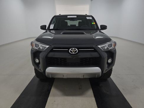 Used 2024 Toyota 4Runner TRD Off-Road Premium w/ Moonroof Package image 2