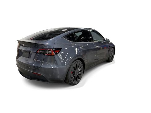 Certified 2023 Tesla Model Y Performance AWD/4WD image 6