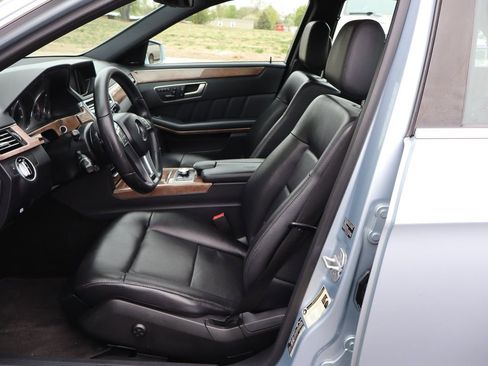 Used 2013 Mercedes-Benz E 350 4MATIC image 19