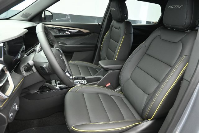 New 2026 Chevrolet TrailBlazer ACTIV FWD image 18