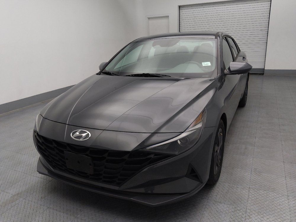 Used 2023 Hyundai Elantra SEL w/ Cargo Package FWD image 15