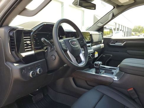 New 2026 GMC Sierra 1500 SLT AWD/4WD image 22