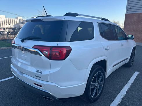 Used 2018 GMC Acadia Denali w/ Technology Package AWD/4WD image 8