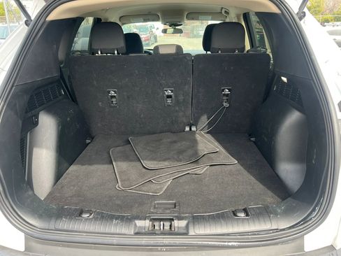 Used 2020 Ford Escape SE FWD image 10