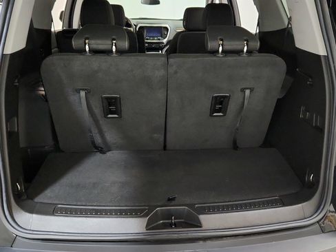 Certified 2023 GMC Acadia SLE w/ Driver Convenience Package FWD image 23