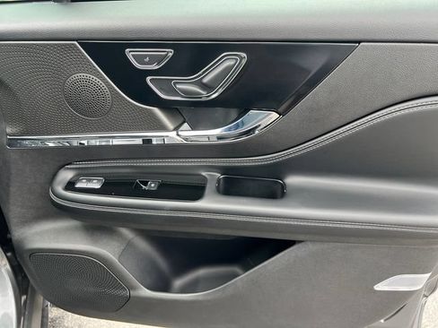 New 2026 Lincoln Corsair Premiere FWD image 15