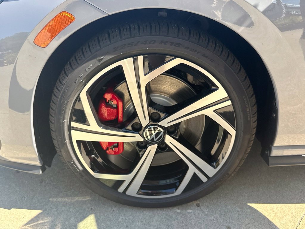 New 2026 Volkswagen GTI SE FWD image 31