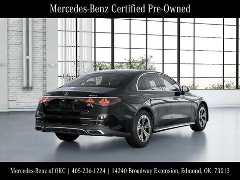 Used 2025 Mercedes-Benz E 350 4MATIC Sedan image 23