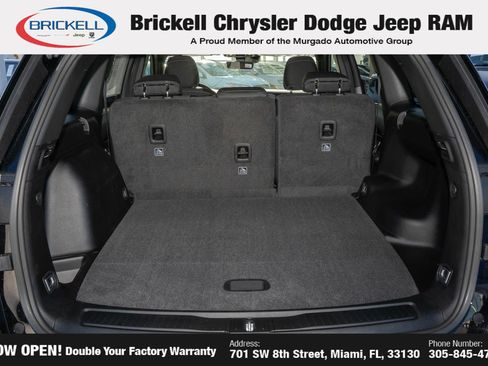 New 2025 Jeep Grand Cherokee Laredo X image 9