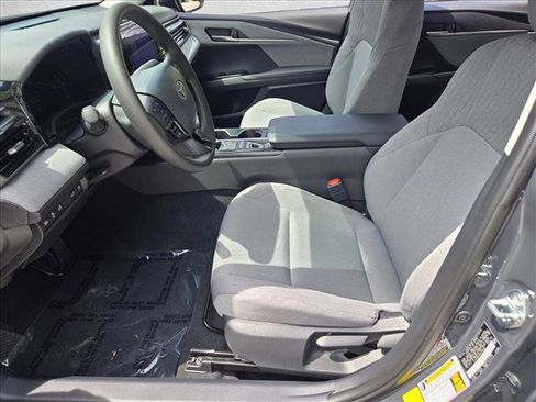 Used 2025 Toyota Camry LE FWD image 15