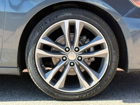 Used 2019 Chevrolet Malibu LT FWD image 26