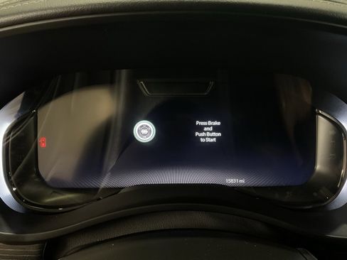 Used 2024 RAM 2500 Limited image 15