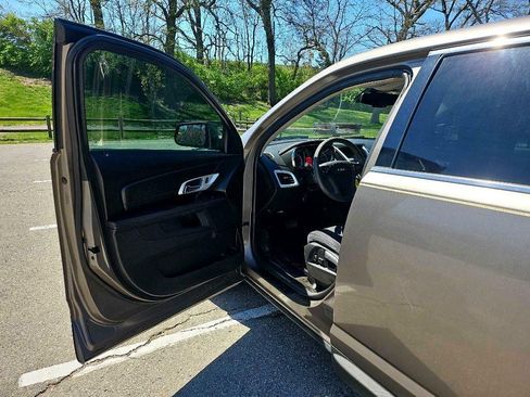 Used 2012 GMC Terrain SLE image 9