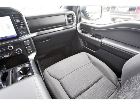 Certified 2022 Ford F150 XLT w/ Equipment Group 302A High image 13