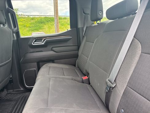Used 2022 Chevrolet Silverado 1500 RST w/ Z71 Off-Road Package AWD/4WD image 13
