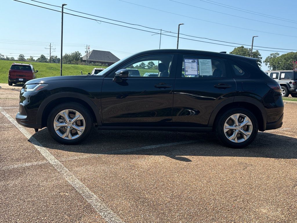 Used 2024 Honda HR-V LX image 9