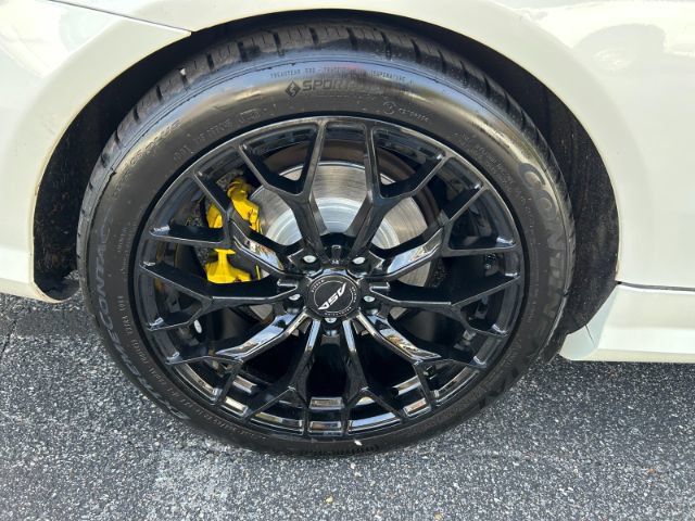Used 2011 Mercedes-Benz E 550 Coupe image 33