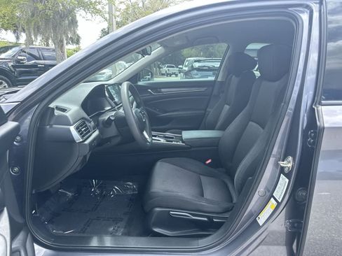 Used 2019 Honda Accord LX image 2