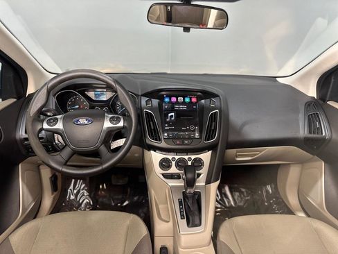 Used 2012 Ford Focus SE FWD image 13