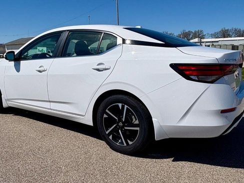 Used 2024 Nissan Sentra SV w/ All-Weather Package FWD image 6