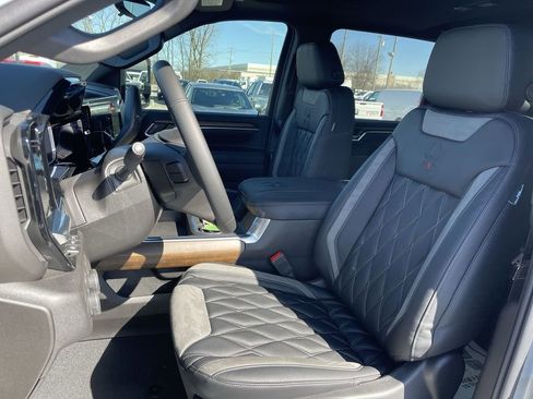 New 2026 Chevrolet Silverado 3500 High Country w/ High Country Premium Package AWD/4WD image 11