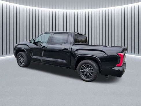 Used 2022 Toyota Tundra Platinum w/ Advanced Package AWD/4WD image 8