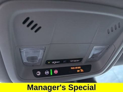 Used 2024 Chevrolet Malibu LT image 29