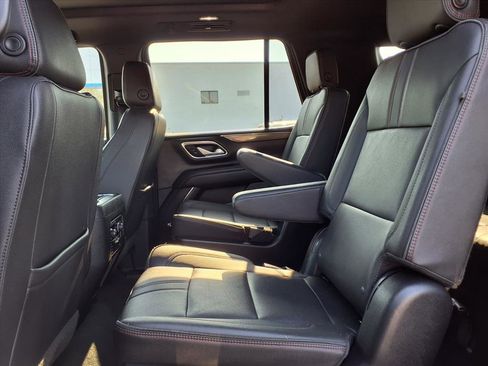 Used 2022 Chevrolet Tahoe RST w/ Luxury Package image 8