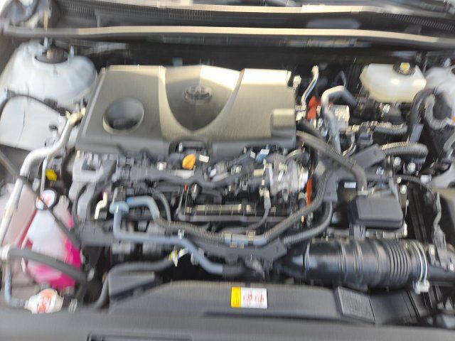 Used 2025 Toyota Camry LE FWD image 27