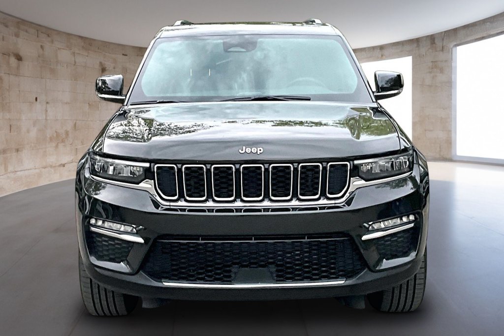Used 2024 Jeep Grand Cherokee Limited 4xe AWD/4WD image 4