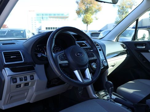 Used 2018 Subaru Forester 2.5i Limited image 2