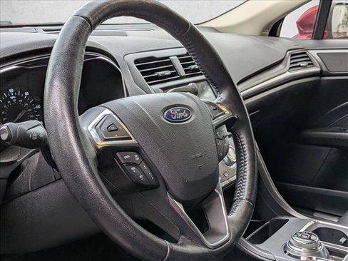 Used 2019 Ford Fusion Energi Titanium image 9