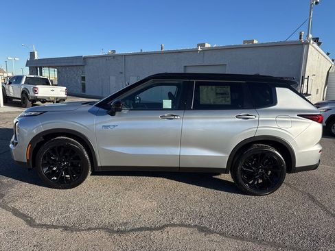New 2025 Mitsubishi Outlander SEL Black Edition image 4