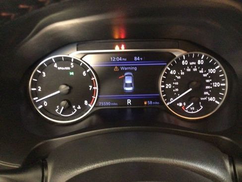 Used 2022 Nissan Altima 2.5 SR FWD image 21