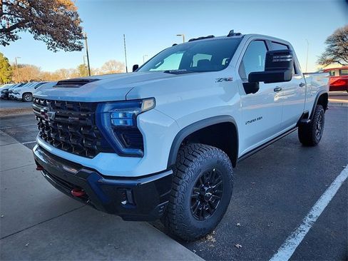 New 2026 Chevrolet Silverado 2500 ZR2 image 1