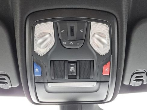 New 2026 RAM 1500 Express AWD/4WD image 21