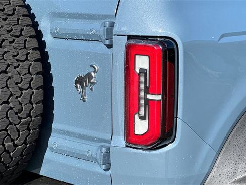 New 2025 Ford Bronco Outer Banks w/ Sasquatch Package image 6