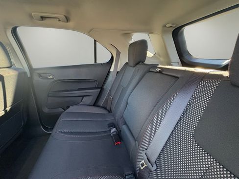 Used 2017 Chevrolet Equinox LT w/ Convenience Package image 23