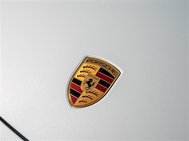 Used 2026 Porsche Macan Electric RWD image 13